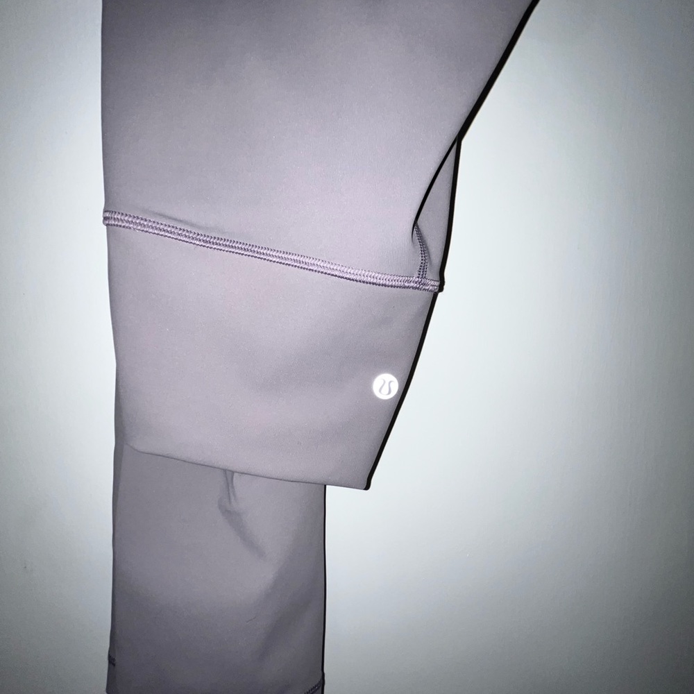 Lululemon leggings barely worn